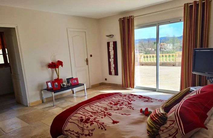 Image No.20-3 Bed House for sale