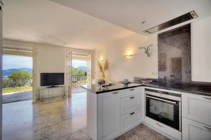 Image No.11-4 Bed House for sale