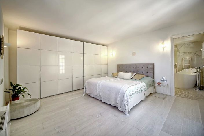 Image No.14-4 Bed House for sale