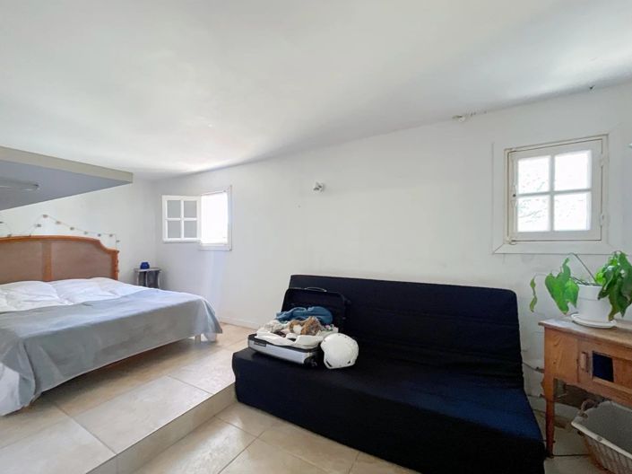 Image No.23-4 Bed House for sale