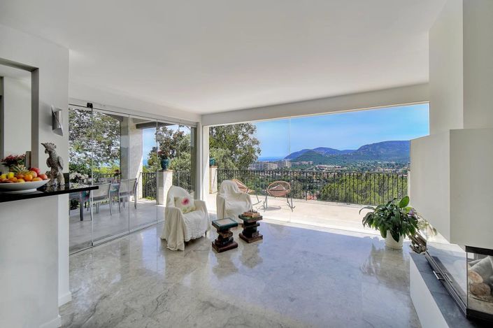 Image No.32-4 Bed House for sale