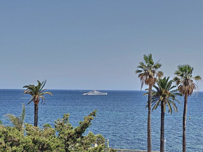 Image No.1-3 Bed Apartment for sale