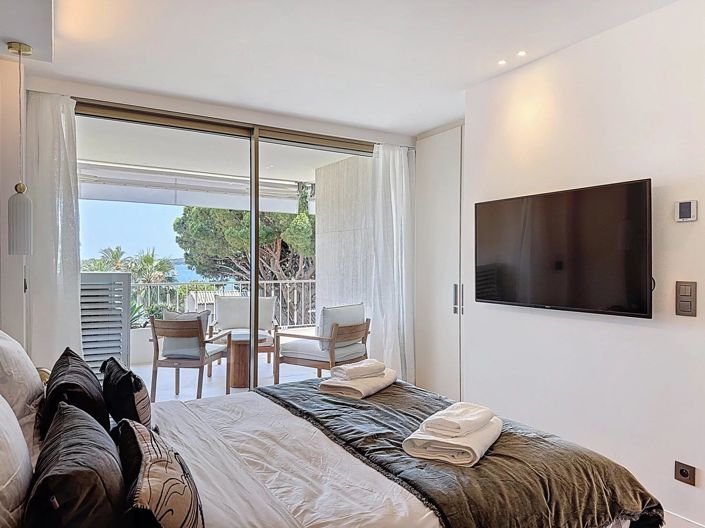 Image No.11-3 Bed Apartment for sale