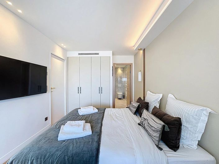 Image No.12-3 Bed Apartment for sale