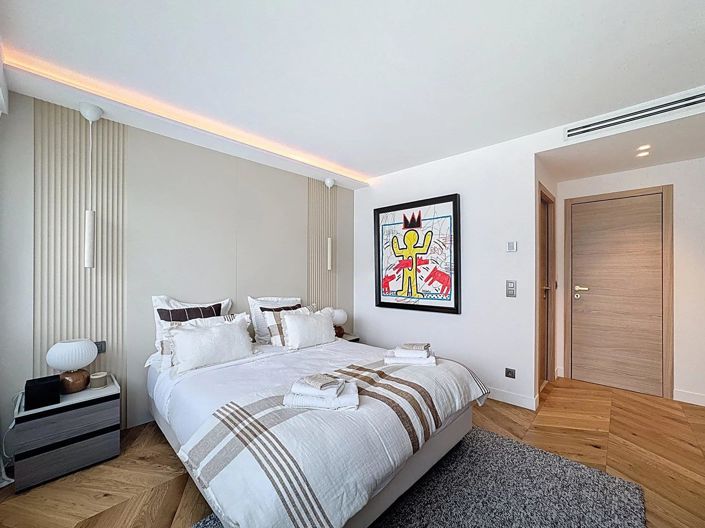 Image No.21-3 Bed Apartment for sale