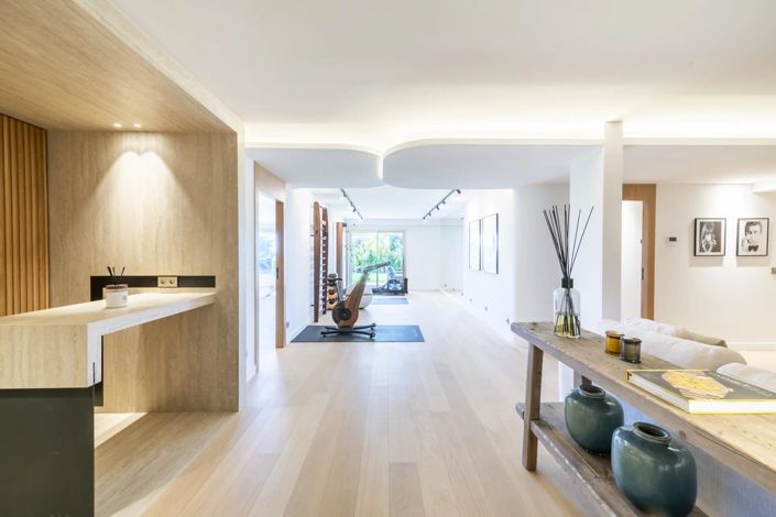 Image No.14-4 Bed House for sale