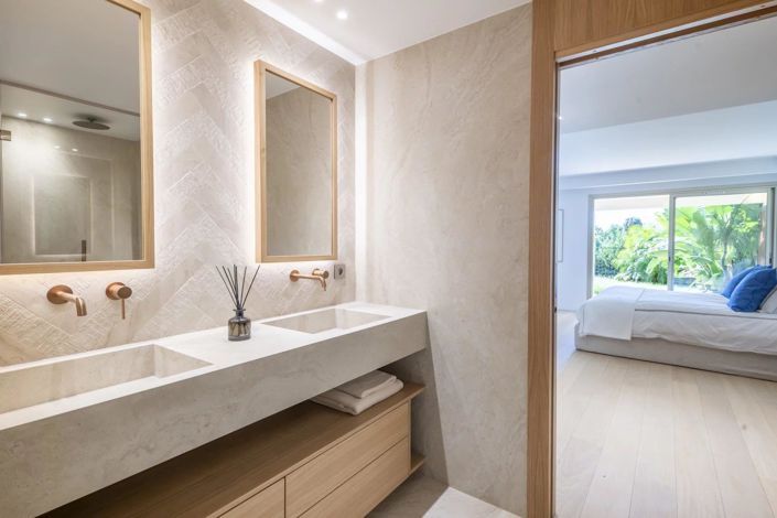 Image No.17-4 Bed House for sale