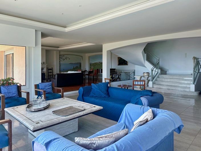 Image No.2-5 Bed House for sale