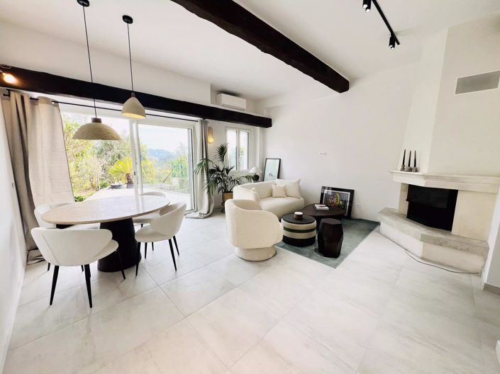 Image No.1-3 Bed House for sale