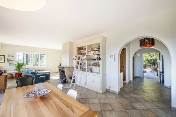 Image No.3-House for sale