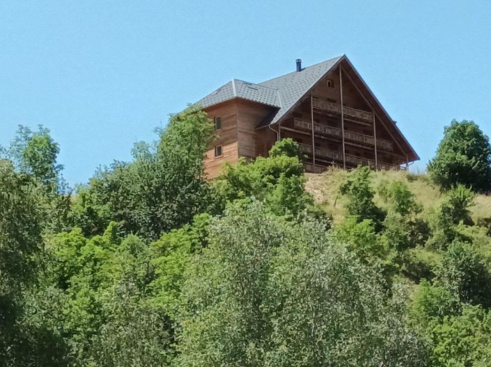 Image No.13-17 Bed House for sale