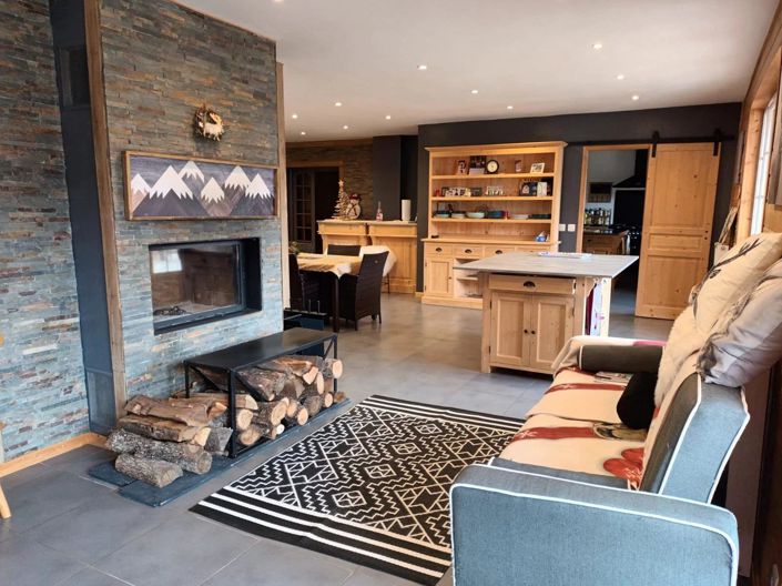 Image No.9-17 Bed House for sale