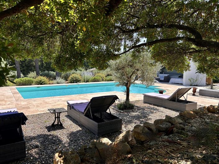 Image No.1-4 Bed House for sale