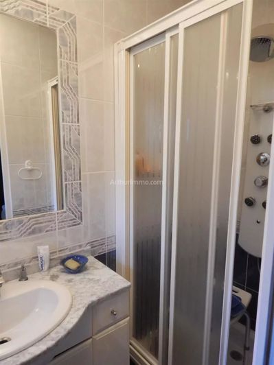 Image No.16-4 Bed House for sale