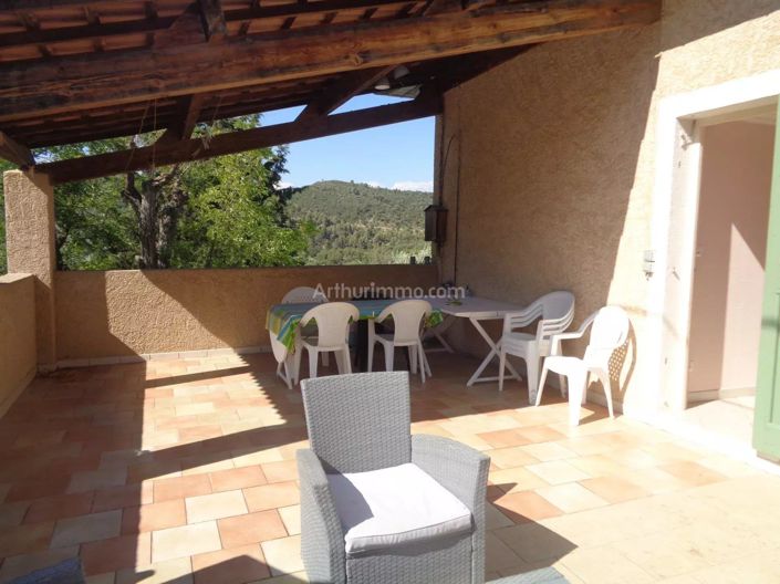 Image No.26-7 Bed House for sale