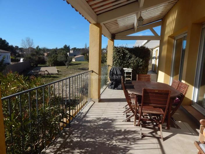 Image No.4-5 Bed House for sale