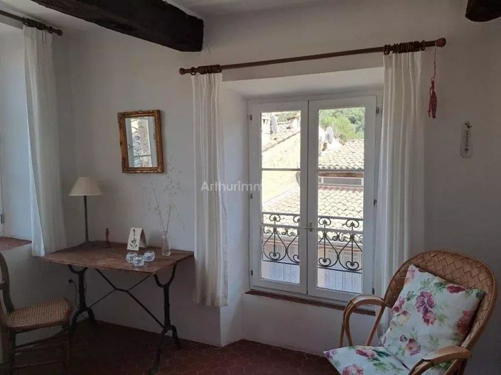 Image No.12-5 Bed House for sale