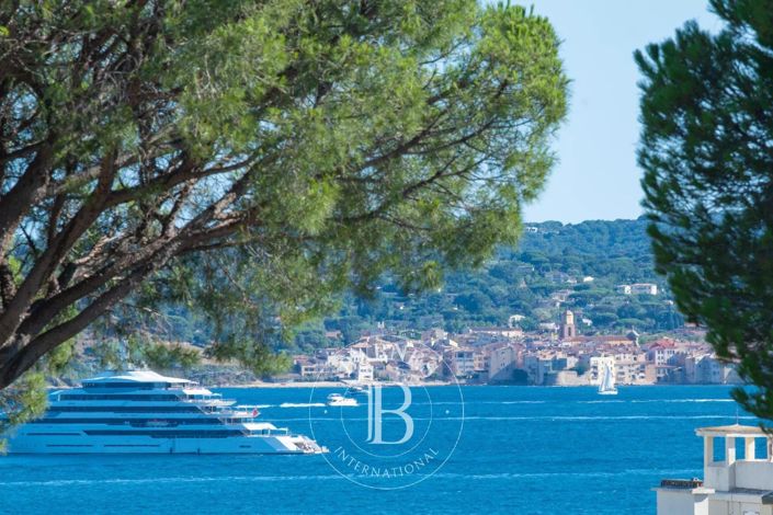 Image No.13-5 Bed House for sale