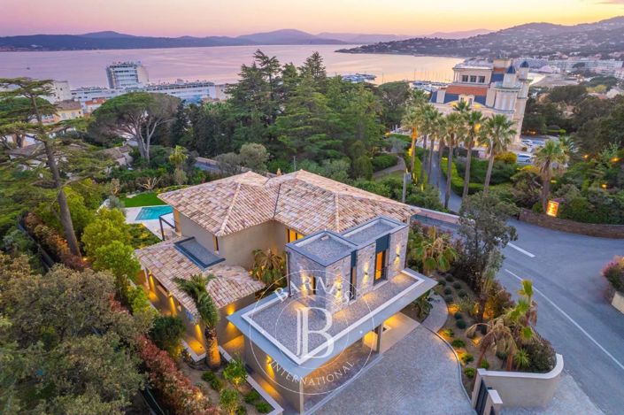 Image No.5-5 Bed House for sale