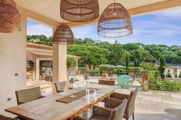 Image No.14-5 Bed House for sale