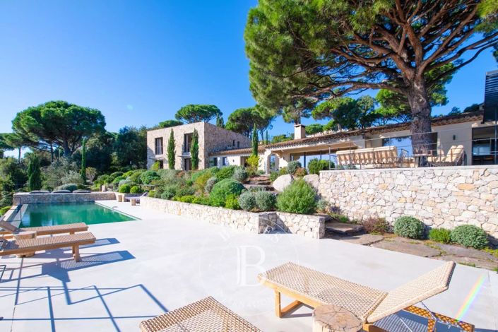 Image No.19-6 Bed House for sale