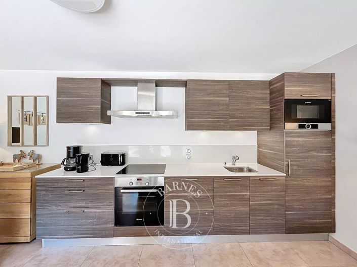 Image No.5-2 Bed Apartment for sale