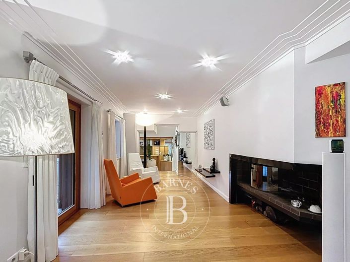 Image No.9-4 Bed House for sale