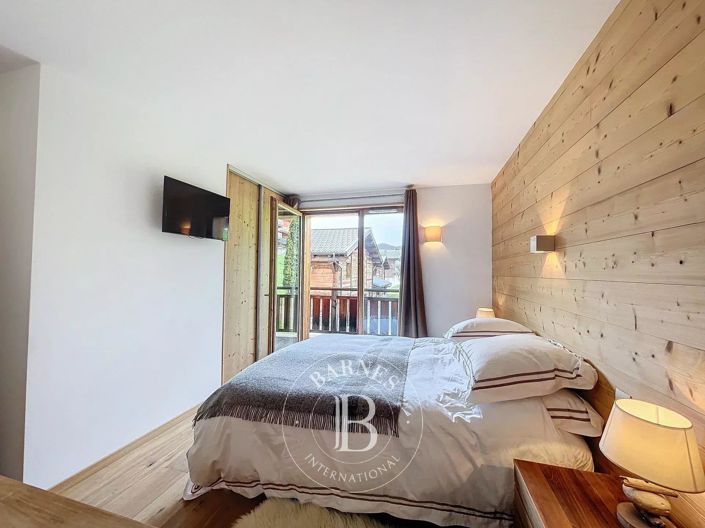 Image No.10-3 Bed Apartment for sale