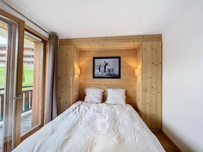 Image No.11-3 Bed Apartment for sale