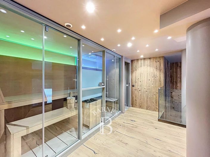 Image No.17-6 Bed Apartment for sale