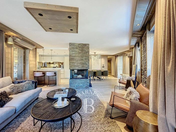 Image No.15-4 Bed Apartment for sale