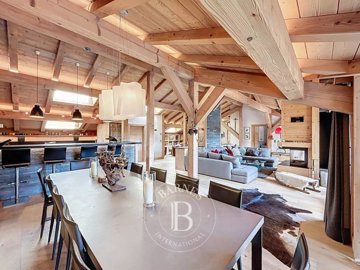 5 Bed Apartment for sale