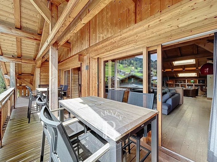 Image No.10-5 Bed Apartment for sale