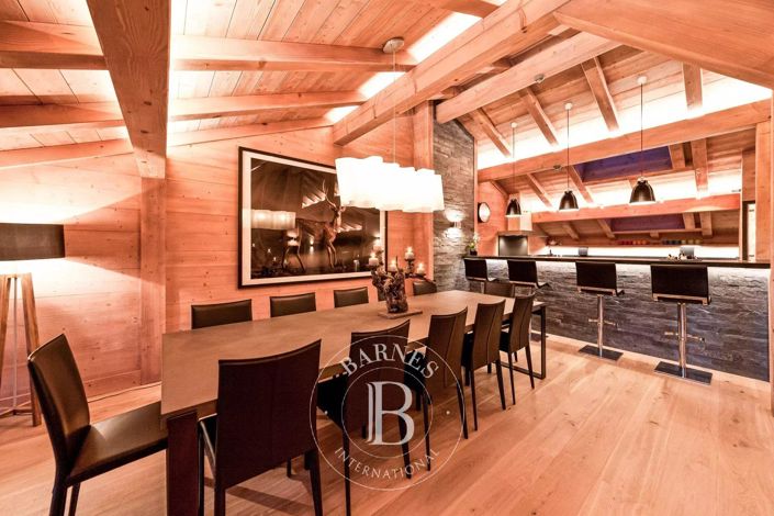 Image No.9-5 Bed Apartment for sale