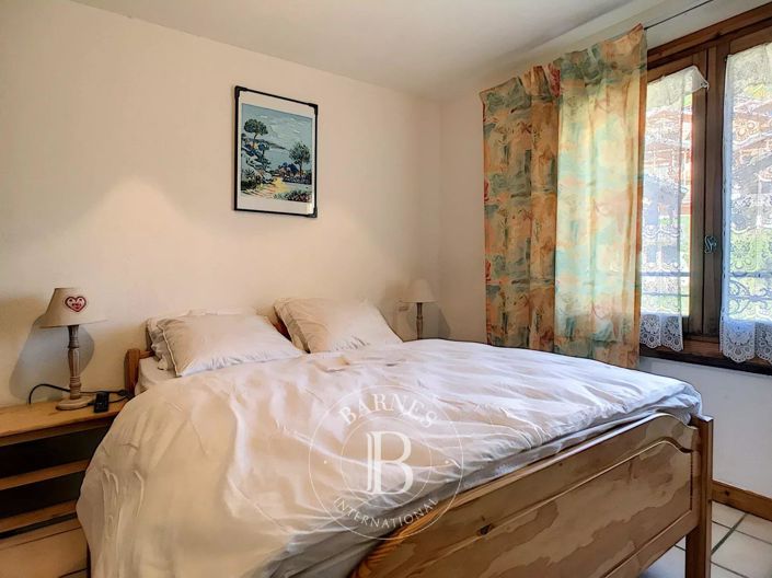 Image No.11-3 Bed Apartment for sale