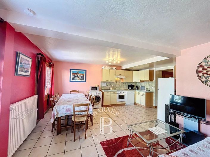 Image No.2-3 Bed Apartment for sale