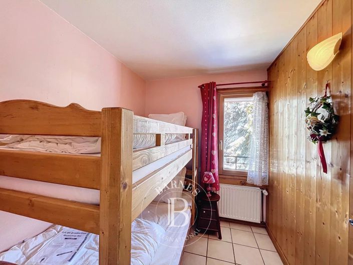 Image No.10-3 Bed Apartment for sale