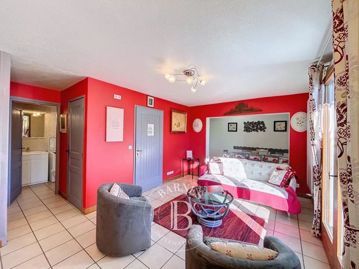 Image No.3-3 Bed Apartment for sale