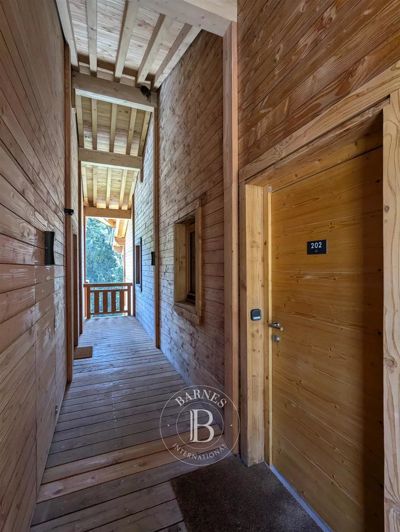 Image No.15-3 Bed Apartment for sale