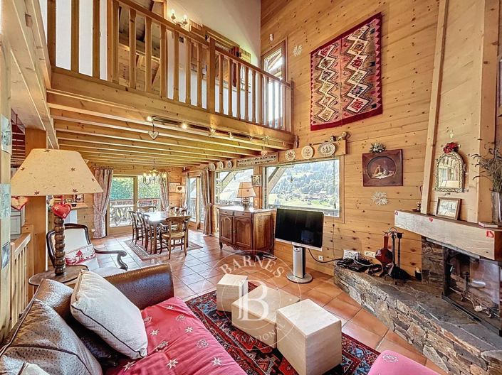 Image No.2-4 Bed House for sale