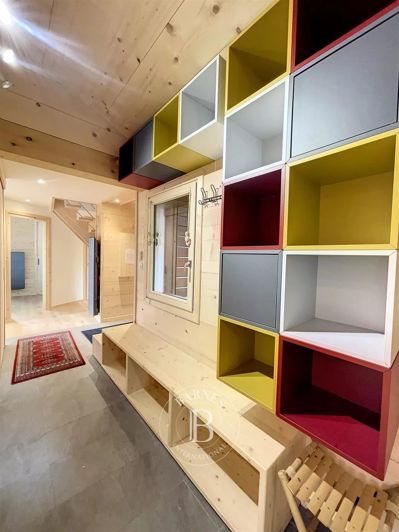 Image No.12-6 Bed House for sale