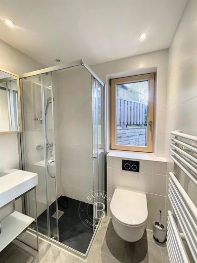 Image No.23-6 Bed House for sale