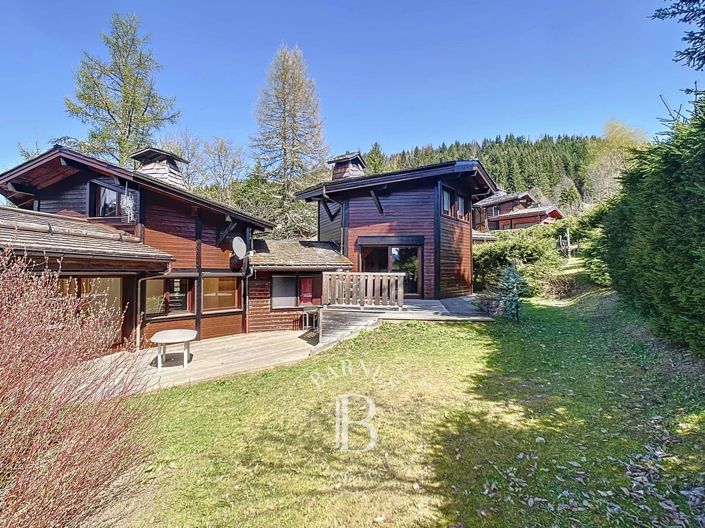 Image No.24-6 Bed House for sale