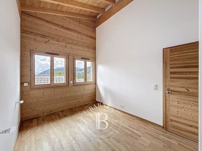 Image No.12-4 Bed Apartment for sale