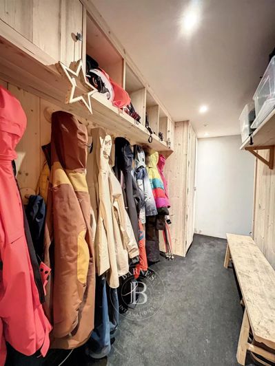 Image No.26-3 Bed Apartment for sale