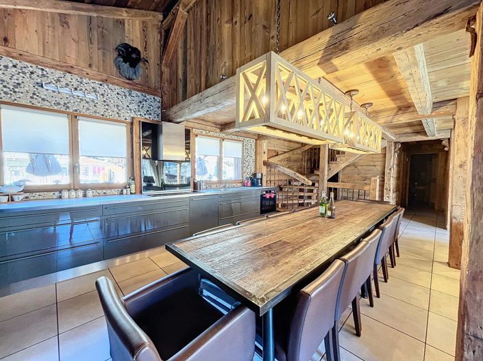 Image No.2-11 Bed House for sale