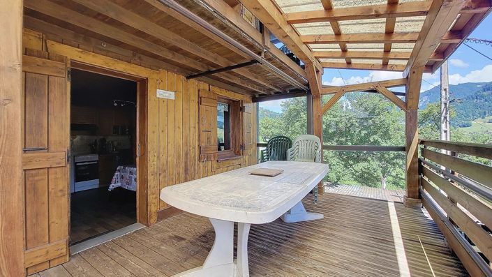 Image No.14-11 Bed House for sale