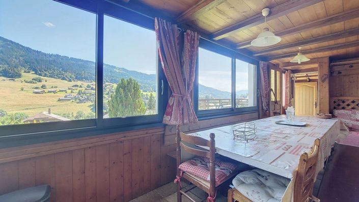 Image No.6-11 Bed House for sale