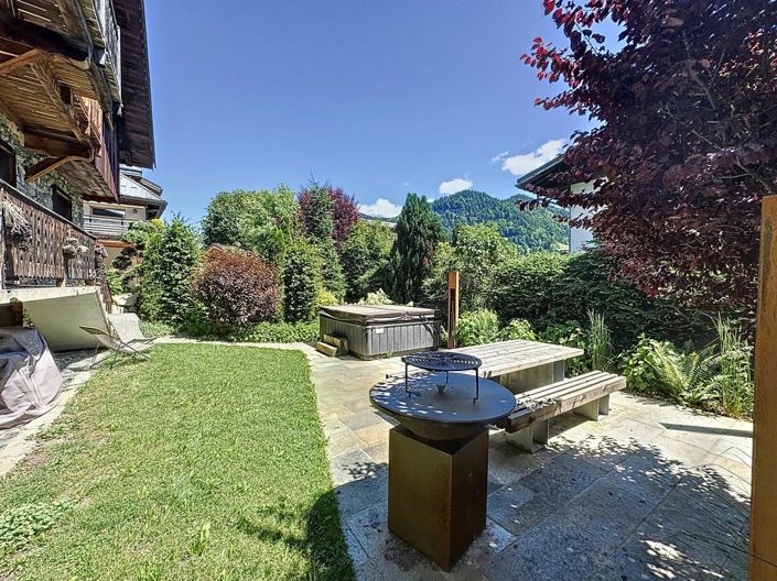 Image No.17-5 Bed Apartment for sale