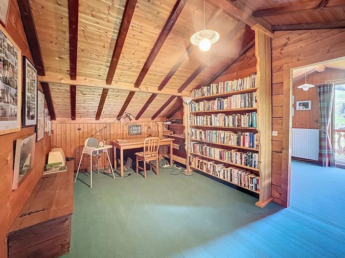 Image No.18-3 Bed House for sale